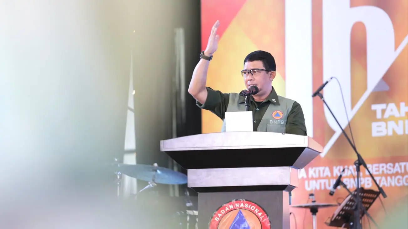 Kepala Badan Nasional Penanggulangan Bencana (BNPB) Letjen TNI Suharyanto, S. Sos., M.M. saat memberikan arahan pada peringatan Hari Ulang Tahun ke 16 BNPB yang dihelat di Gedung INA DRTG Sentul, Bogor, Jawa Barat pada Sabtu (27/1).